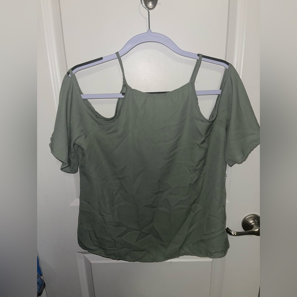 Green blouse